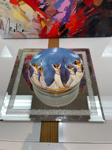 Beautiful Dancing Armenian Girls  Dessert Plate Set(6)